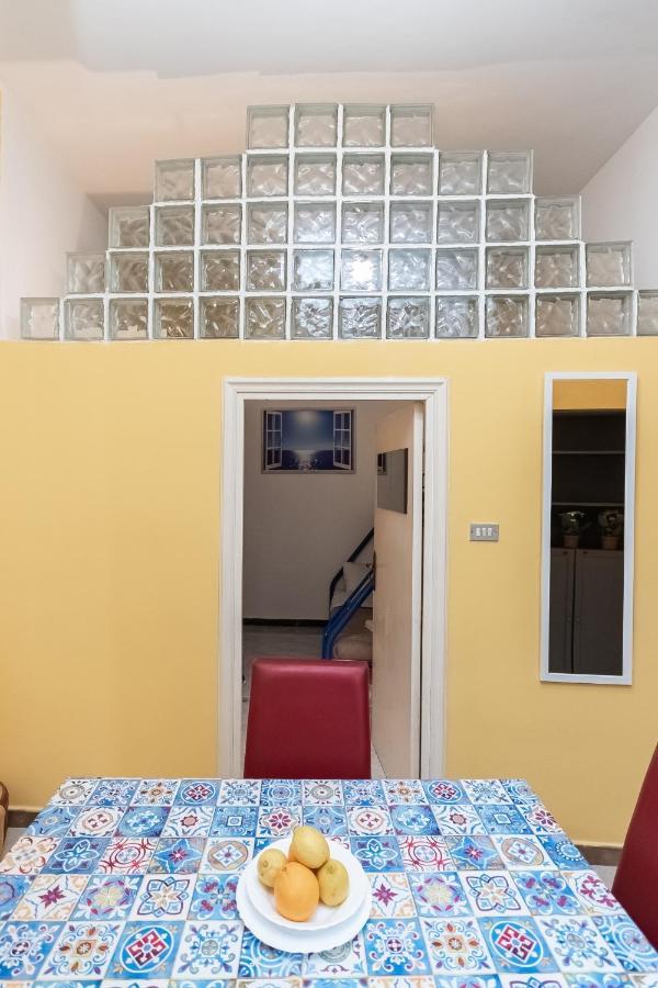 Casa Boccanegra "Aquarium" - Free Public Parking 5 Min By Car Genua Exterior foto